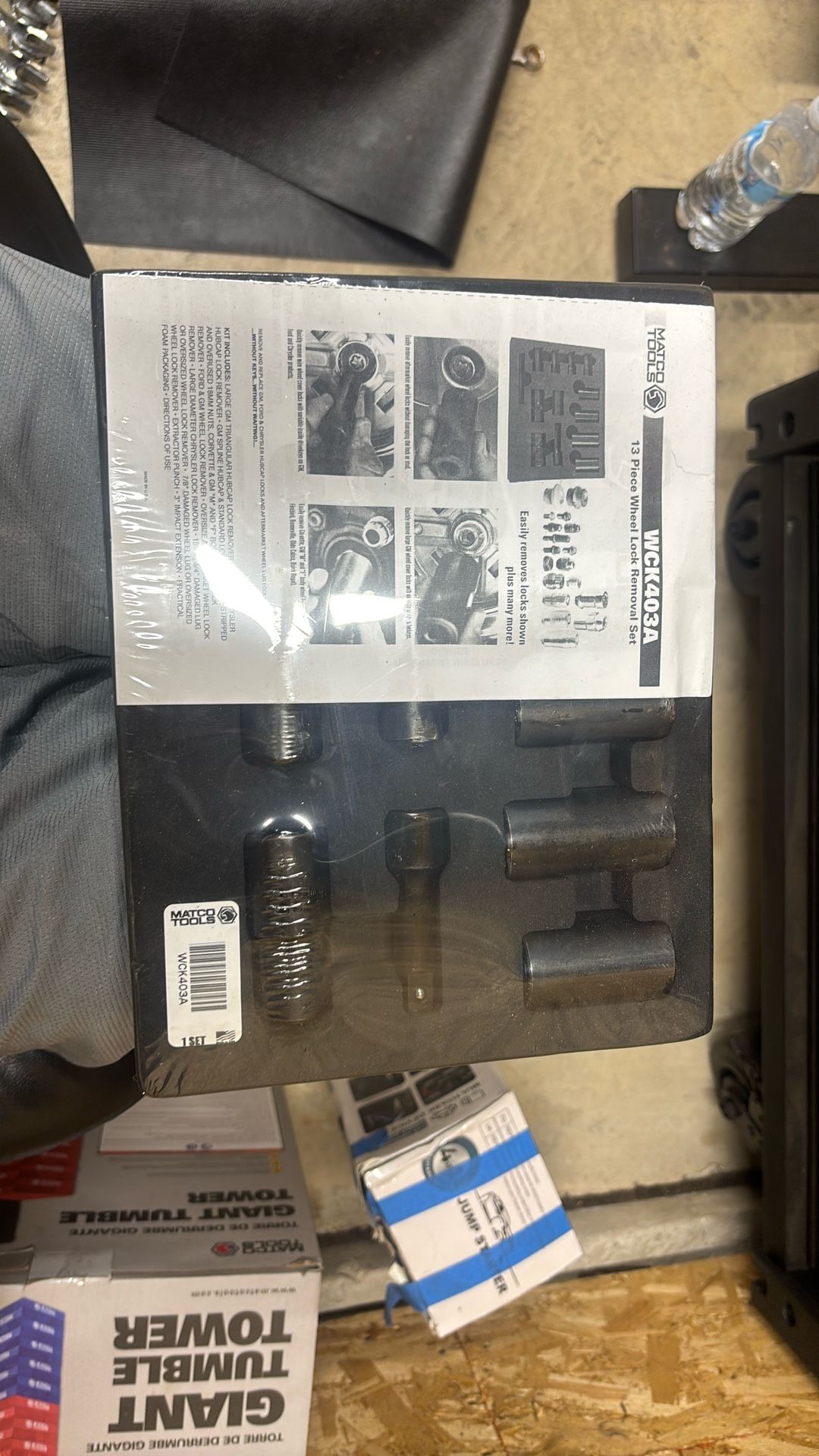Matco Tools 13 Piece Wheel Lock Removal Set