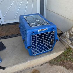 2 door pet crate!