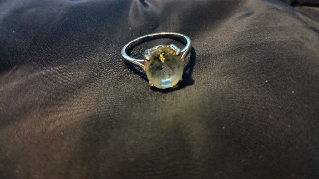 Yellow Moissainte Ring