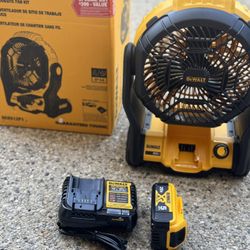 DEWALT - 20V MAX Lithium-Ion Jobsite Fan with 20V MAX XR 5.0 Ah Battery Pack and Charger