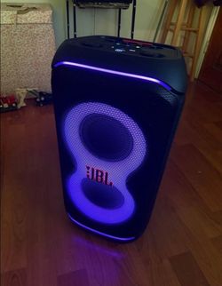 JBL partybox stage 320