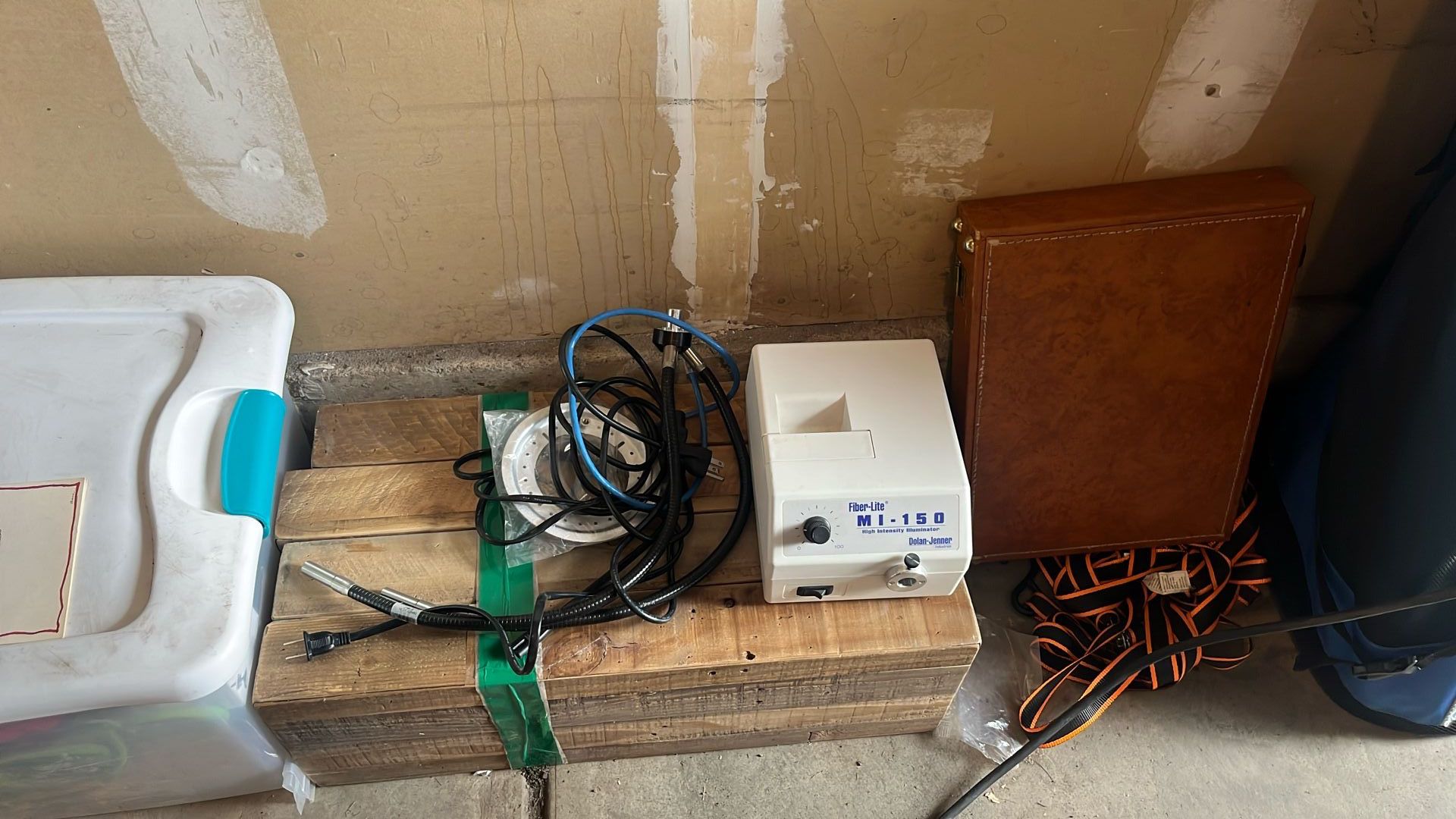 $150 Lamp fiber light MI 150 high intensity illuminator Dolan Jenner