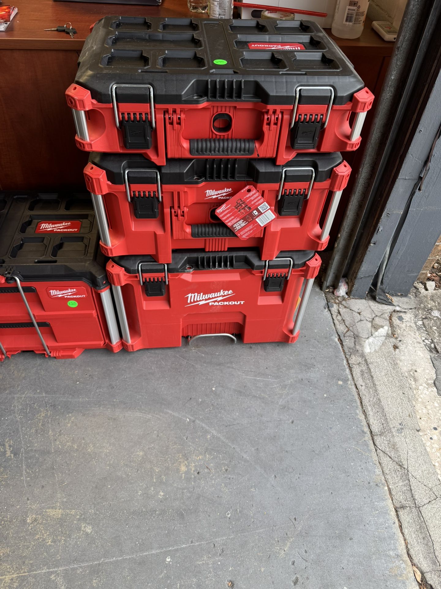 Milwaukee PACKOUT 22 in. Rolling Tool Box, 22 in. Large Tool Box and 22 in. Medium Tool Box ProSystem Low Profile Handle