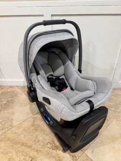 Like new 2025 nuna pipa aire rx Sterling