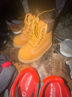 Baby/Toddler shoes & sneakers