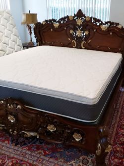 NEW KING PLUSH PILLOW TOP MATTRESS. Bed frame is not available. Take it home same day 👍
