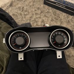 CHALLENGE/CHARGER/300 CLUSTER