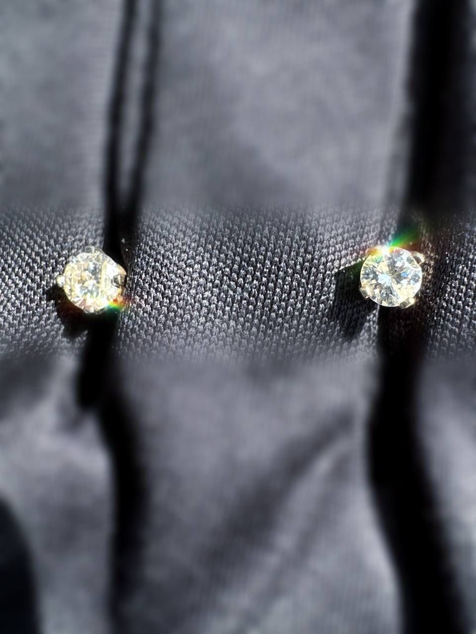 14k solid yellow gold 0.3CTW Diamond studs Brand new earrings