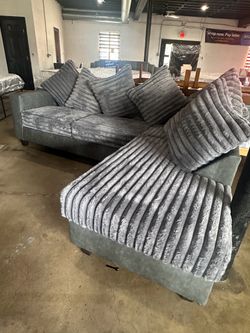 ✨ BEAUTIFUL RIBBED SECTIONAL – ONLY $699! ✨
