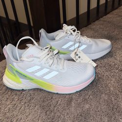 New Adidas Sneakers 