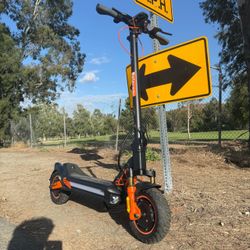 Electric scooter