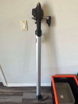 THULE FORK MOUNTED BIKE RACK