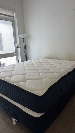 Queen size mattress