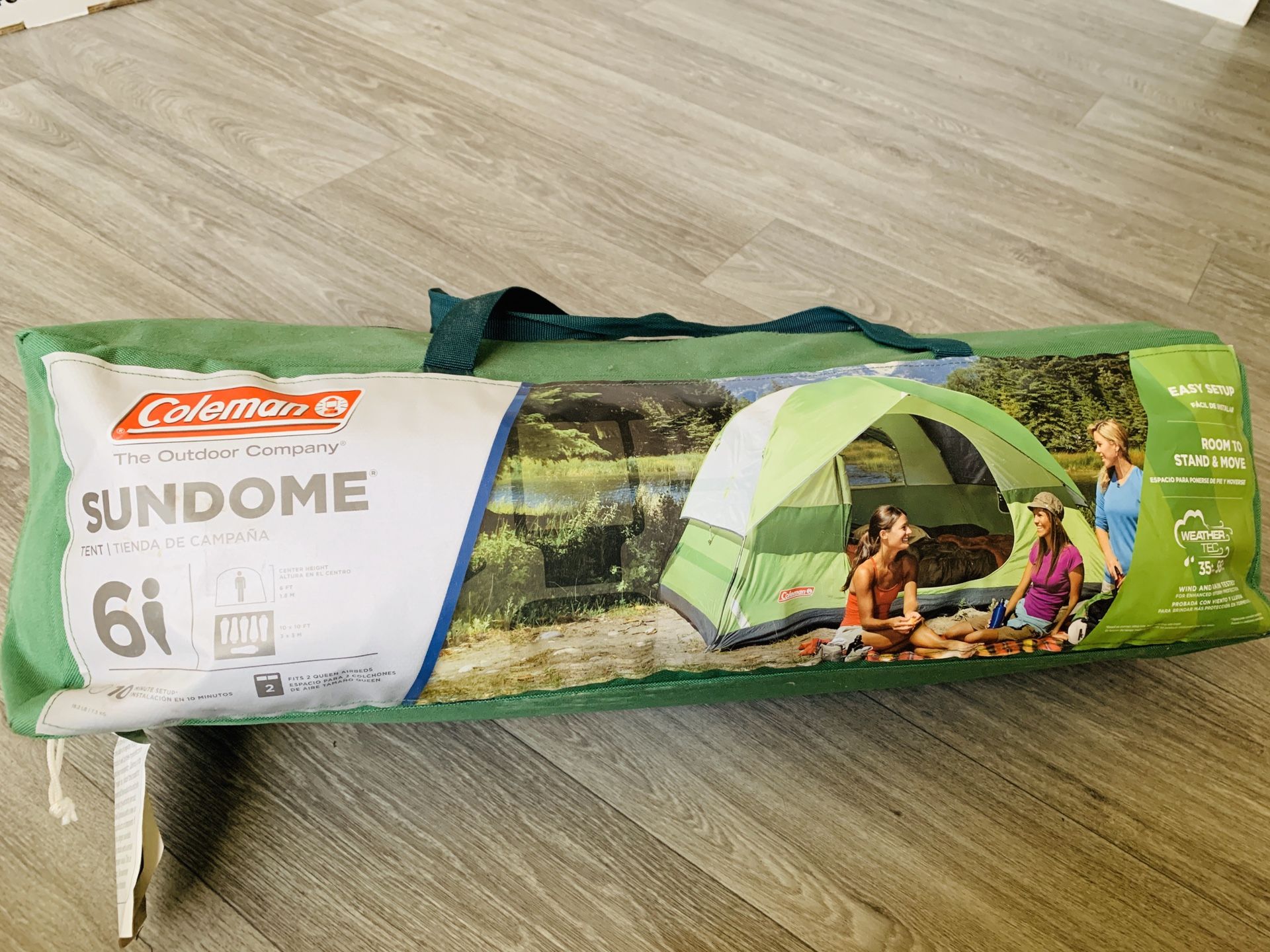 Coleman Sundome Camping tent 6 Person