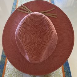 Stylish Pink Wide-Brim Hat
