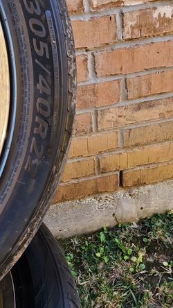 22 In Rims Anf Tires For sale , Came Off A Ford F150 .looking For Best Offer