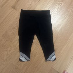 Lululemon Leggings. Size:6 for Sale in Prospect Heights, IL - OfferUp