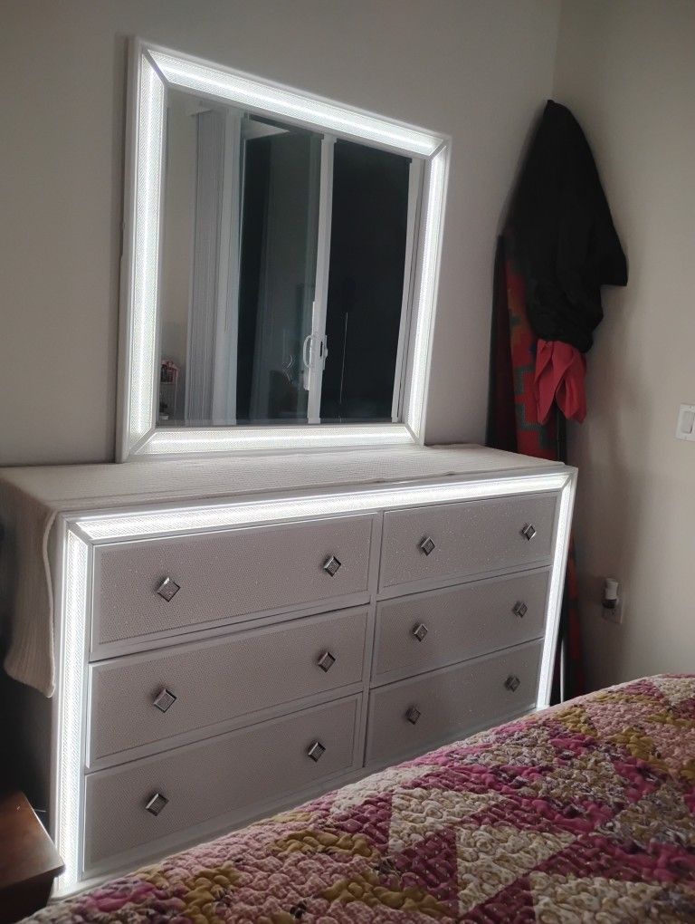 LED Lighted Mirror And Six Drawer Dresser  Or Best Offer  Available Until It Says Sold