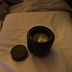 Nikon AF-S NIKKOR 85mm f/1.8G Lens - Black