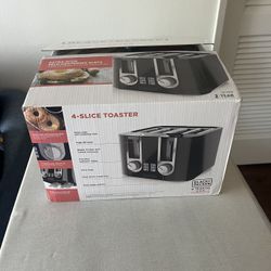 Black/Decker 4 Slice toaster