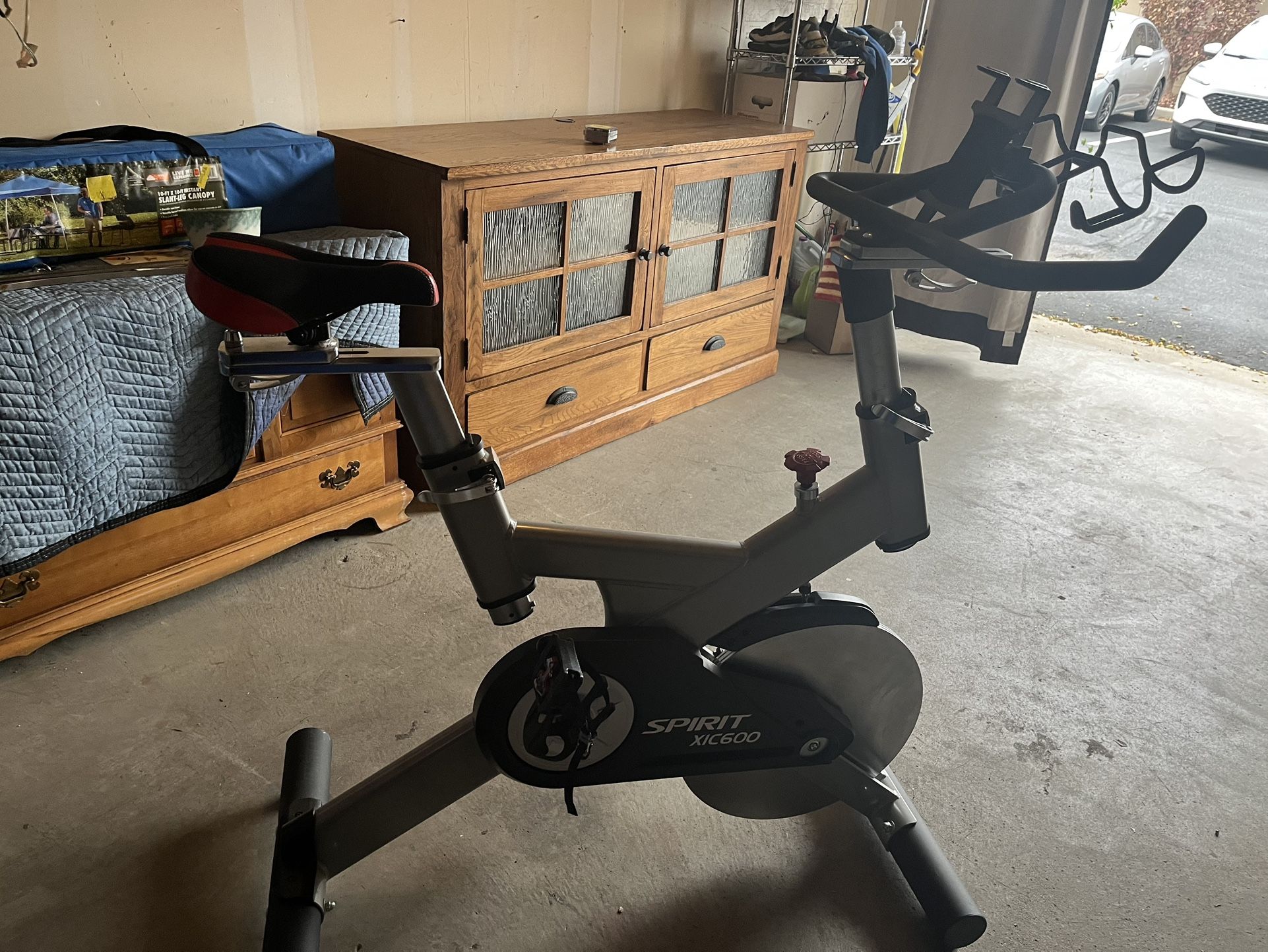Spirit XIC600 Indoor Cycle 