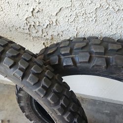 Motorcycle tires 