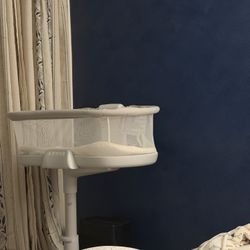 Halo bassinet 