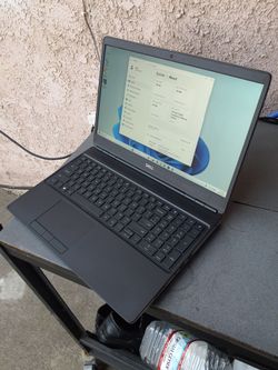 Dell precision: Intel Core i9 11th gen, M2 1TB drive, 32GB, Windows11 V-25H2.