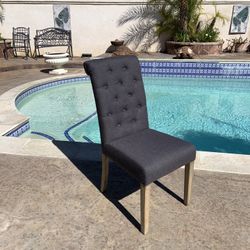 Indoor Chair 🪑 Only 1pcs