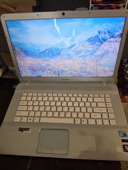 2011 Sony Viao Laptop Please Read description!!!