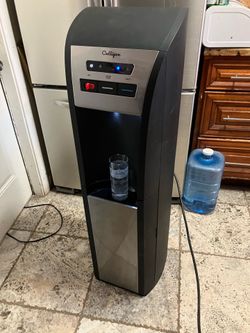 Culligan Hot/Cold Water Dispenser with 5 gallon Jug