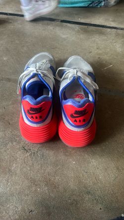 AIR MAX 2090 EVOLUTION OF ICONS DA9357-100 NIKE SHOES
