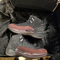 Size 8.6w- 94. Jordan 12 Retro Sp A Maniere Black 