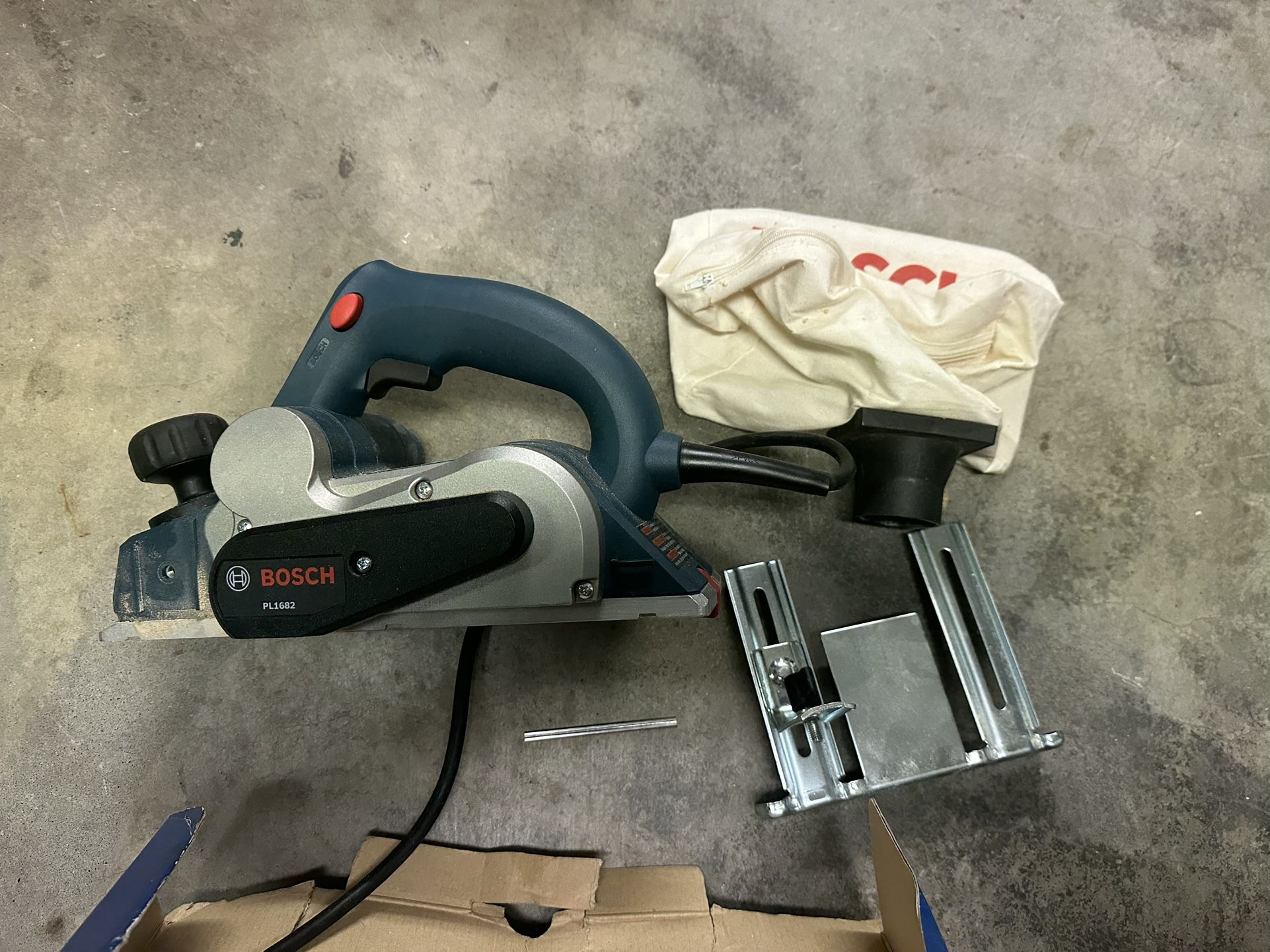 Bosch 1682 3 1/4 planer