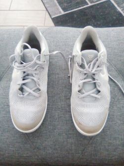 Kobe 8 greywolfs