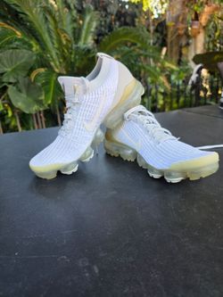 Nike Air VaporMax Flyknit 3 White Sneakers