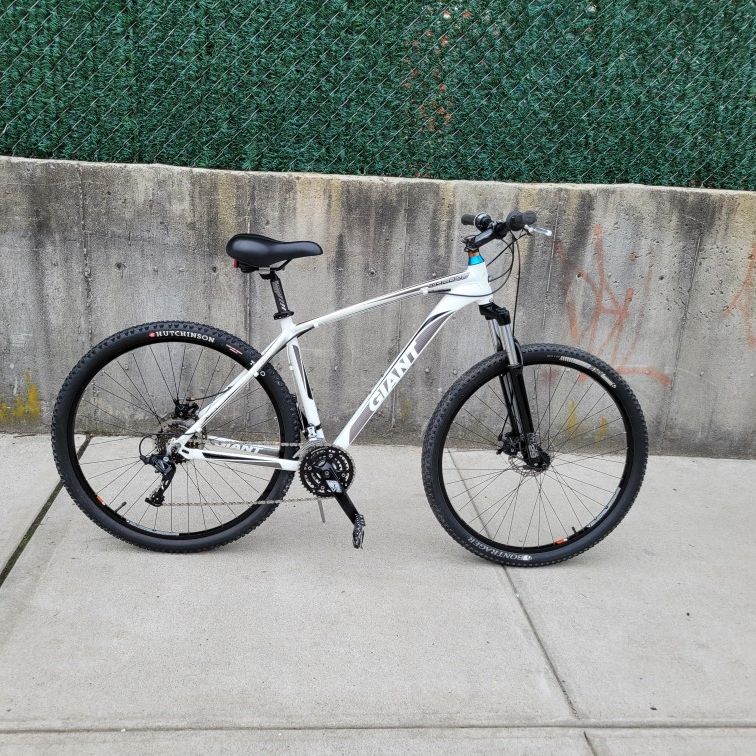 Giant Talon 29er Mountain Bike for Sale in Queens, NY - OfferUp