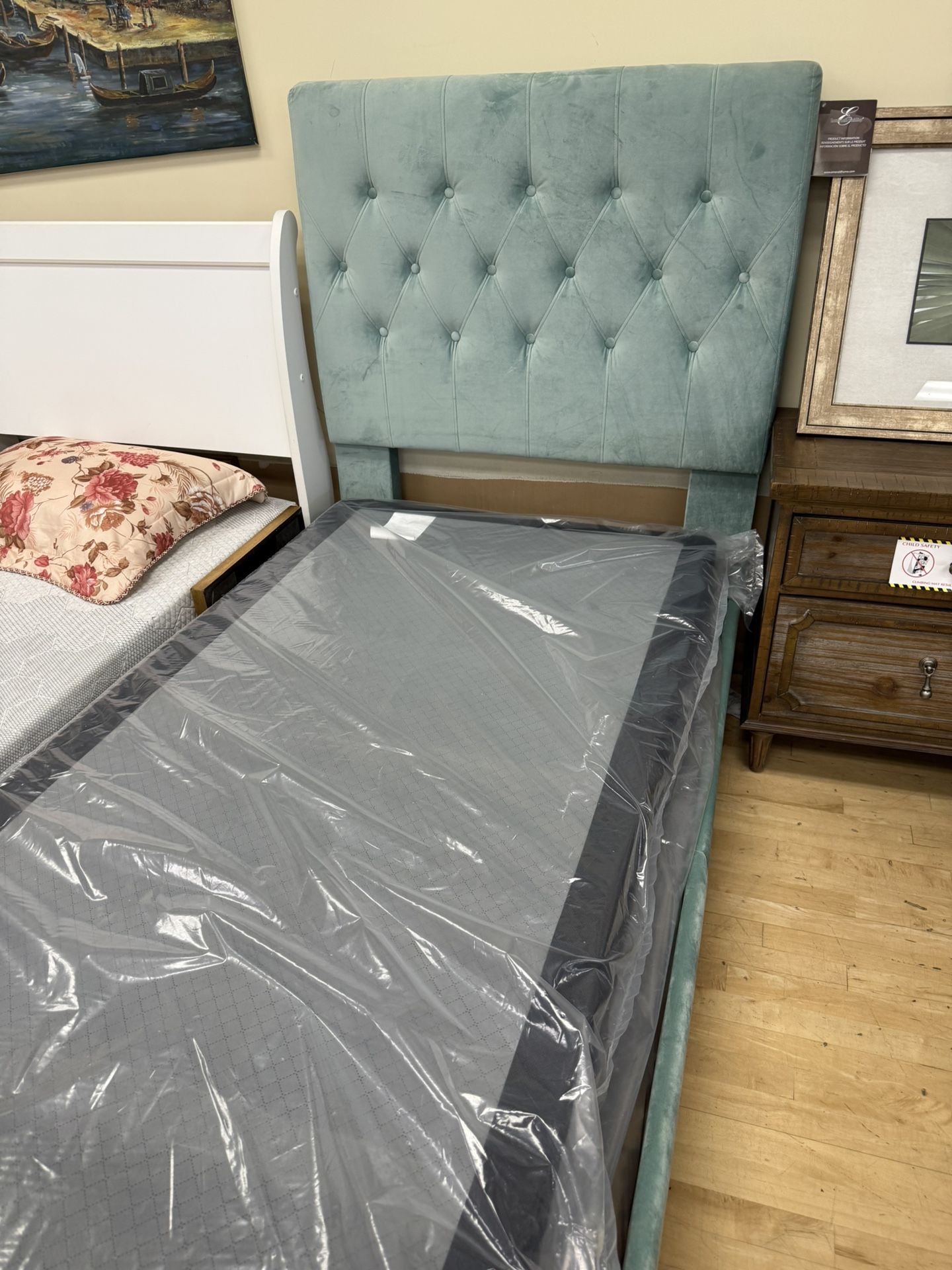 Twin Mattress & Box Spring For $299.00 ( Twin Bed Frame Free)