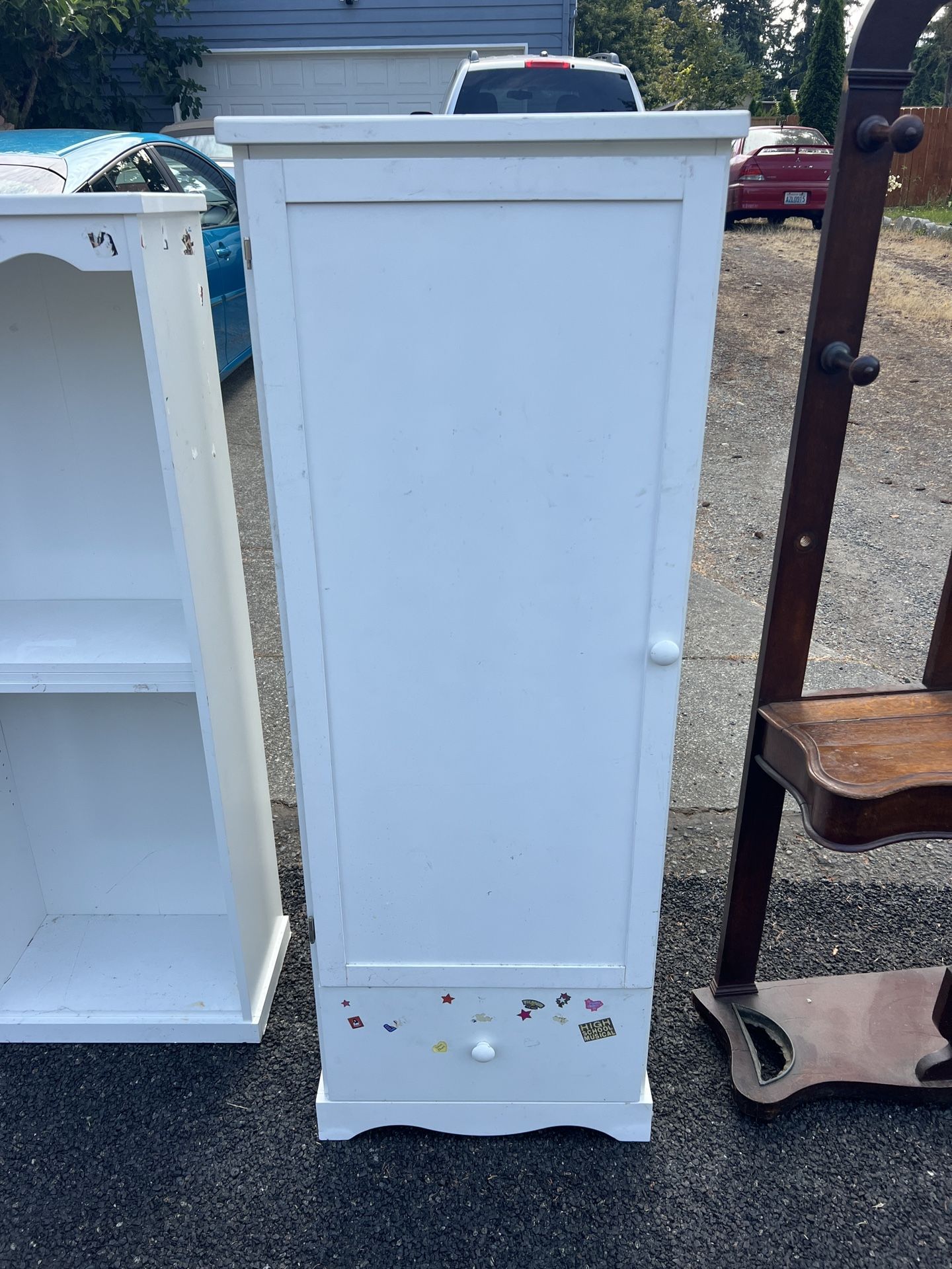 White Hutch