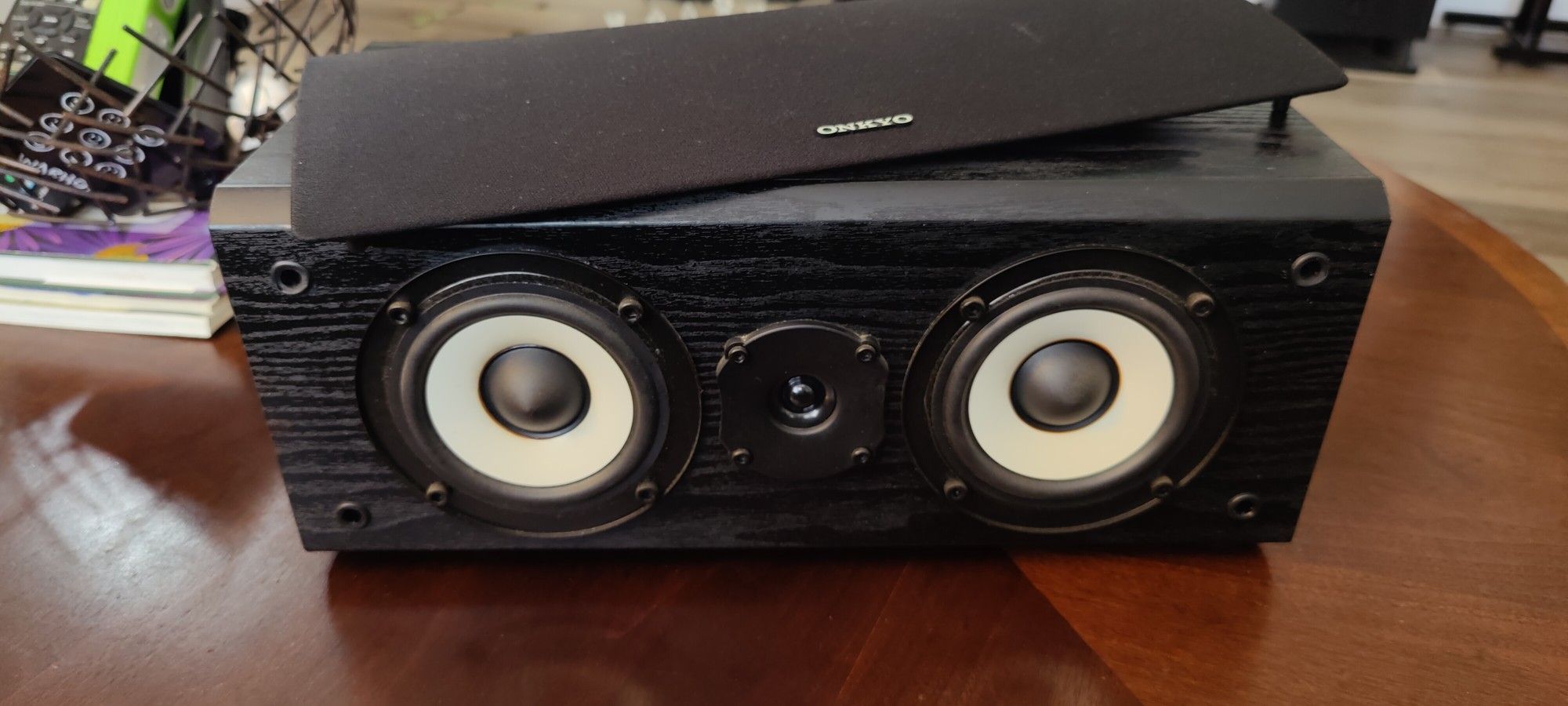 Onkyo SKC-520C Center Channel Speaker
