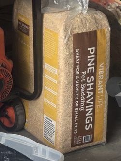 Pine Wood Shavings For Pets Litter Or Bedding