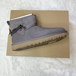Ugg Australia Classic Dark Gray Mini Chains Boots 