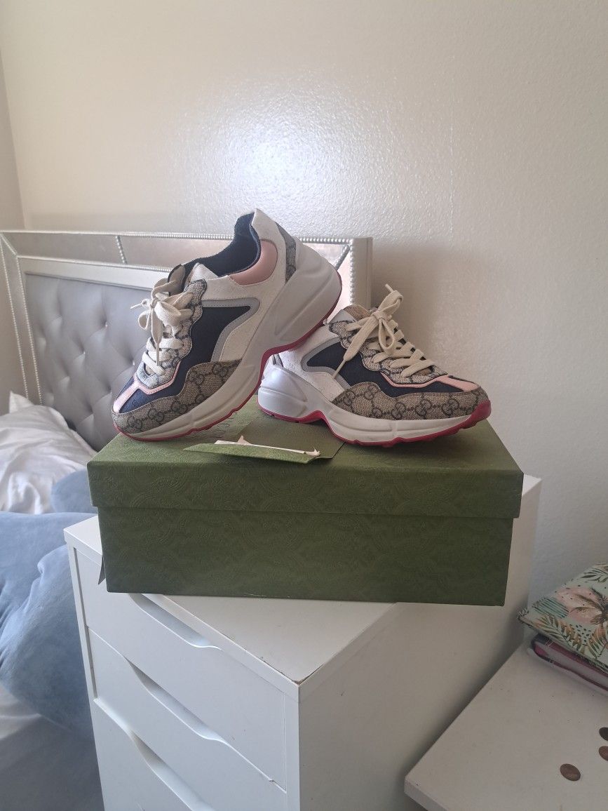 Gucci Shoes (Authentic+receipt)