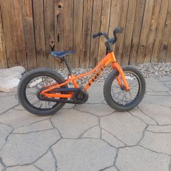 Trek Precaliber 16 Inch Kids Bike