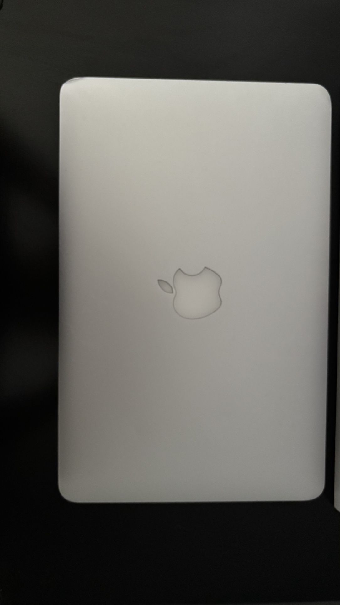 MacBook Air 13” (2011) – Barely Used + Brand New Charger!