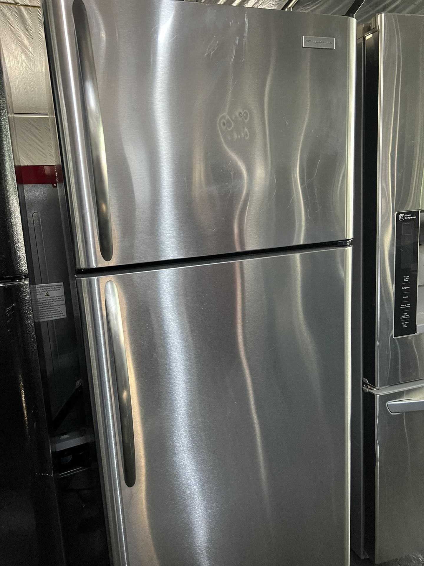 Frigidaire Refrigerator 