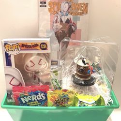 Spider Gwen Collectibles And Comics Gift Basket 