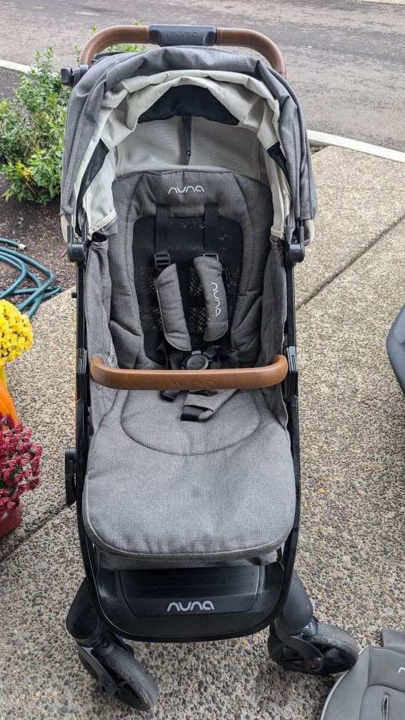 Nuna Tavo NEXT Stroller