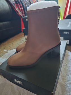 Coach Size 6.5B Gabi Leather Boot Heels