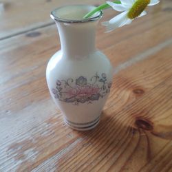 Lenox Charleston 3" Mini Bud Vase